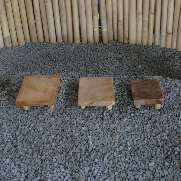 Product image 8 of the product “Low Stool made from teak root wood, Set of 3. Sizes: L: 20x20x7cm H. M:18x18x7cm H. S: 15x15x7cm H. ”